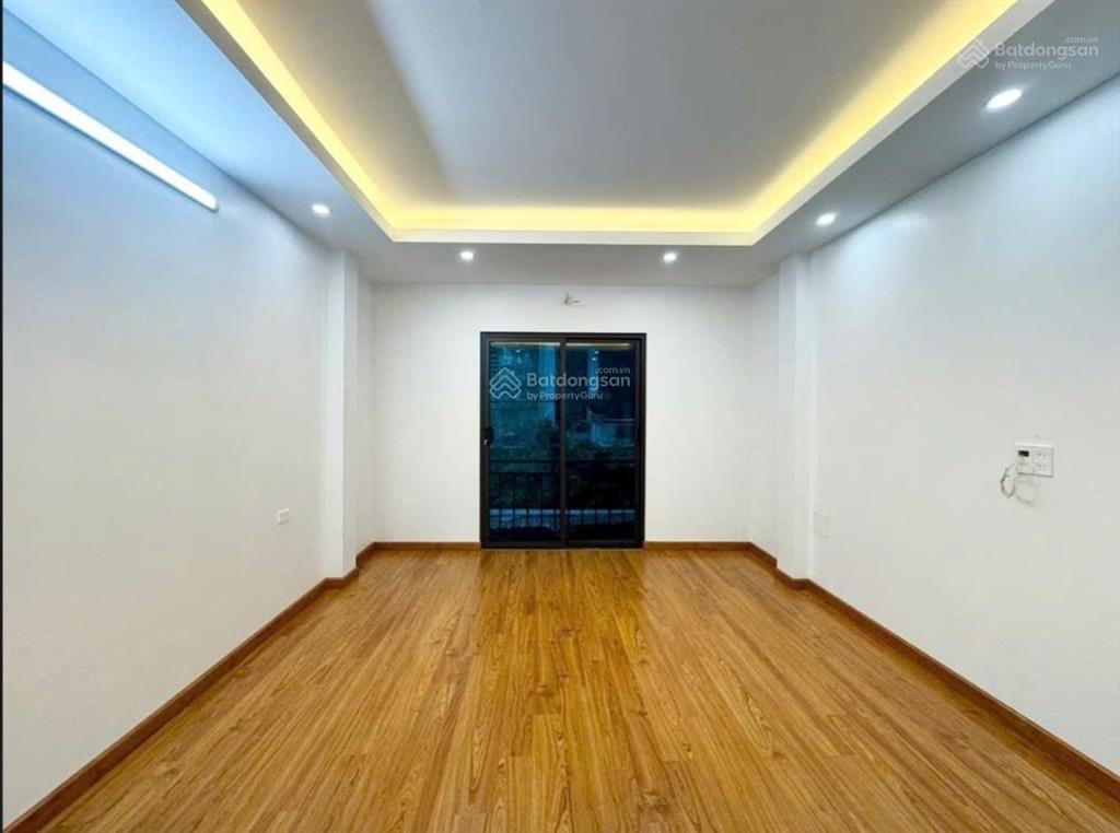 Nhà đẹp cổ nhuế  6 tầng thang máy  full công năng  33m  mt 4.1m  giá 8.8 tỷ
