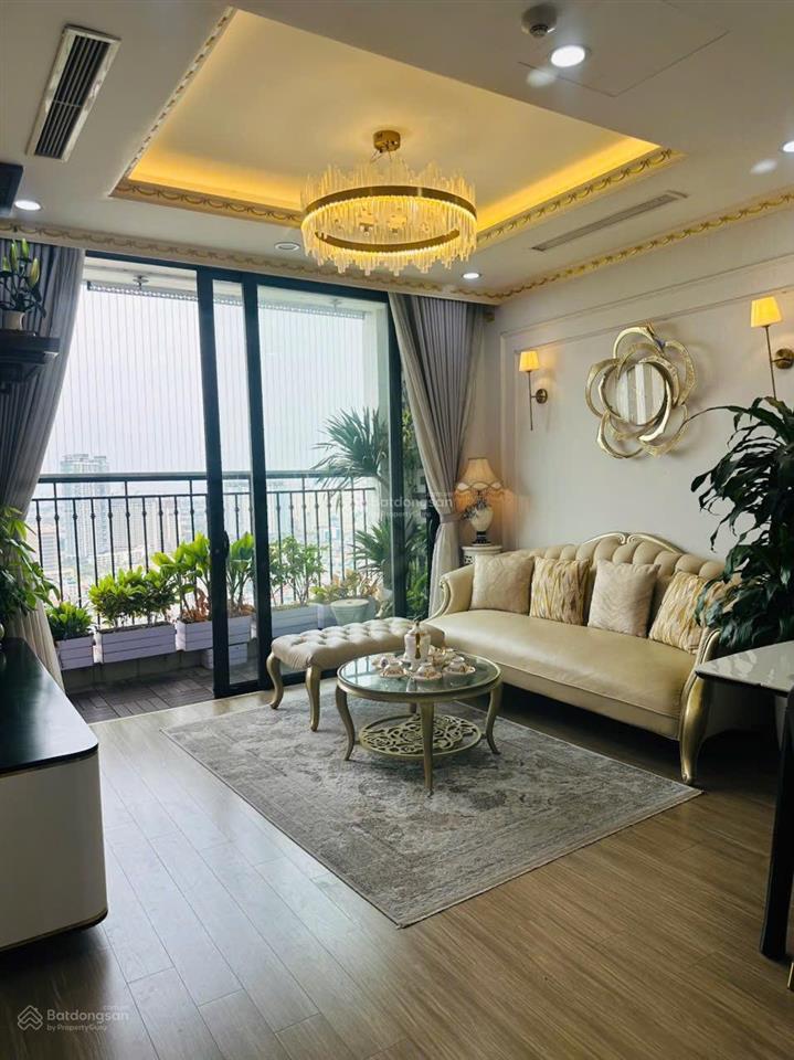 Bán căn hộ chung cư 2pn, 2wc tại the garden hills  99 trần bình, 6,7 tỷ, 70m2