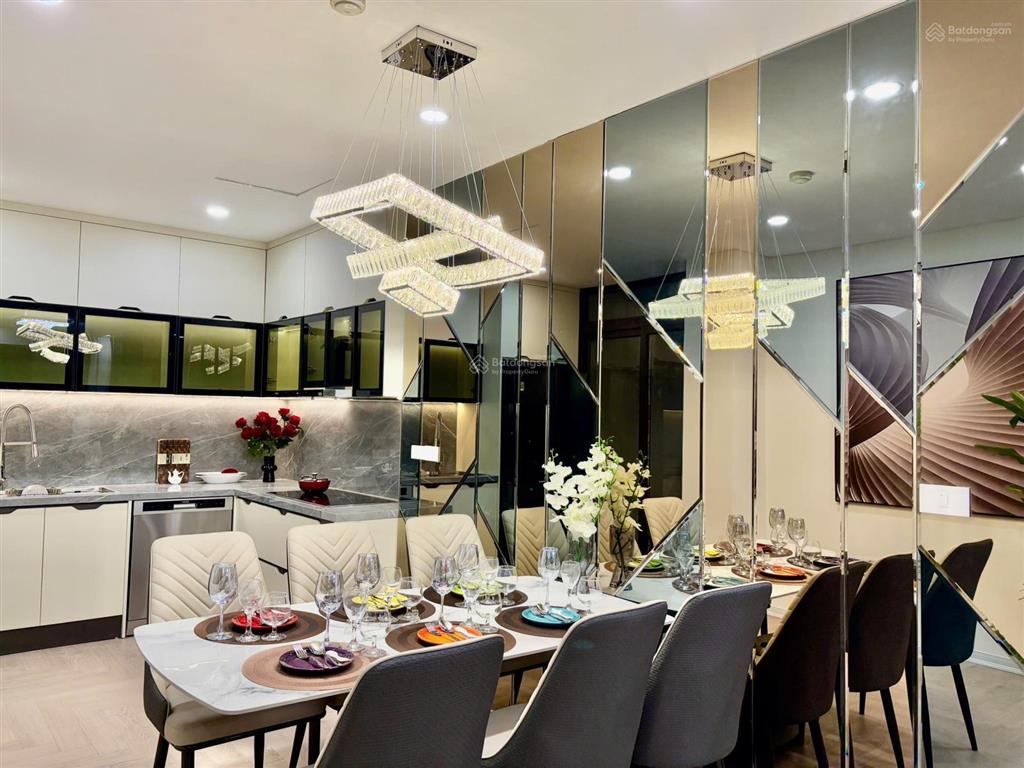 Bán gấp căn hộ 3pn, 2wc, 108m² tại eco green city, 8 tỷ vnd