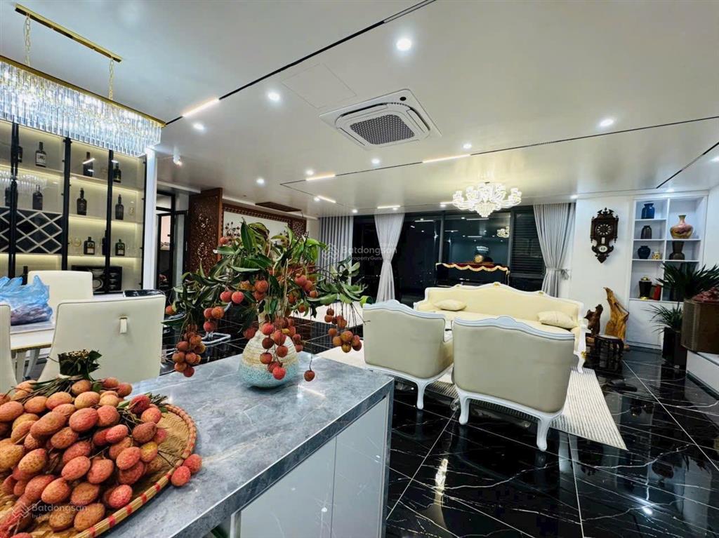 Chủ nhà gửi bán căn sky villa duplex 4pn 5wc vinhomes skylake, 50 tỷ, 360 m² view đẹp trong dự án