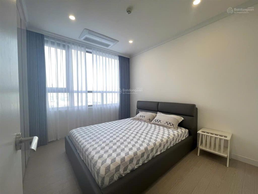 Hiếm chủ nhà gửi bán căn hộ giá tốt thị trường 3n2vs, giá 16x tỷ view đẹp giá tốt
