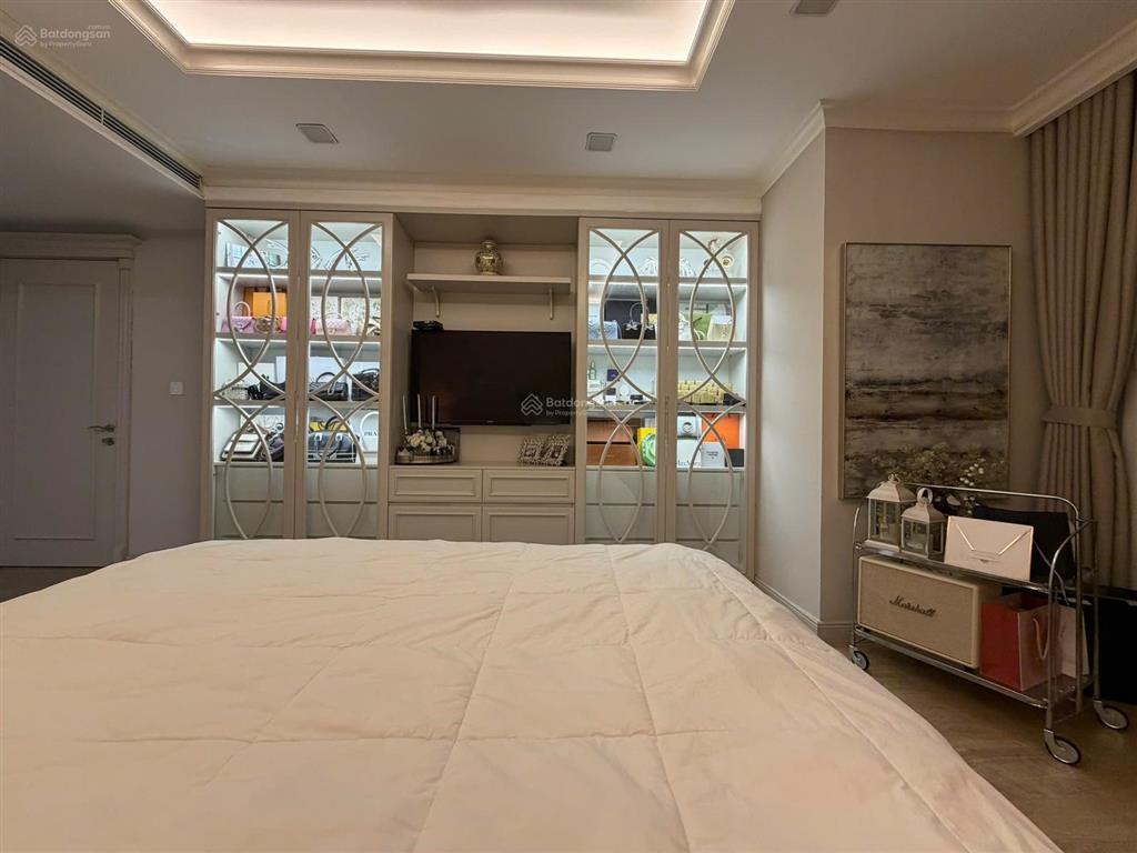 Bán gấp liền kề tại dream town, 18 tỷ, dt 90m2, tk4n4vs giá tốt  em bình 0384 126 ***
