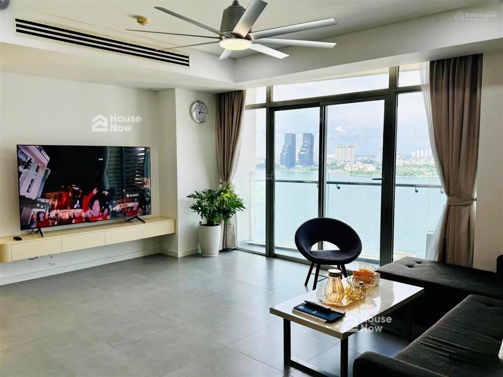 (mới) gia chủ gửi bán căn góc water mark tây hồ view nhìn trọn hồ tây tk 3n2vs giá tốt tại dự án