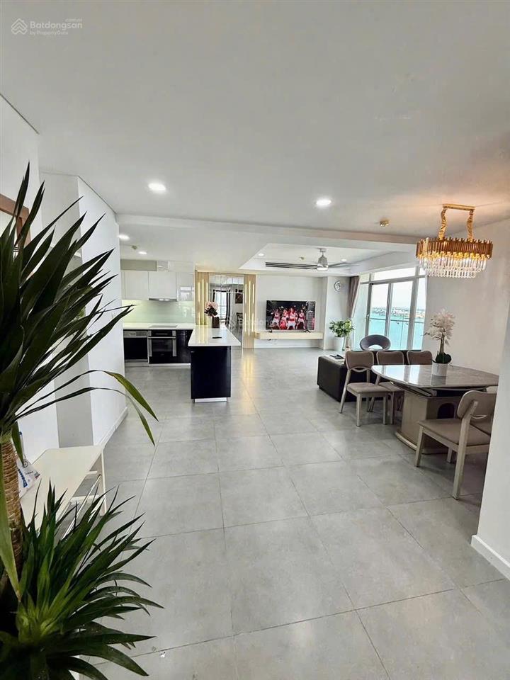 (mới) gia chủ gửi bán căn góc water mark tây hồ view nhìn trọn hồ tây tk 3n2vs giá tốt tại dự án