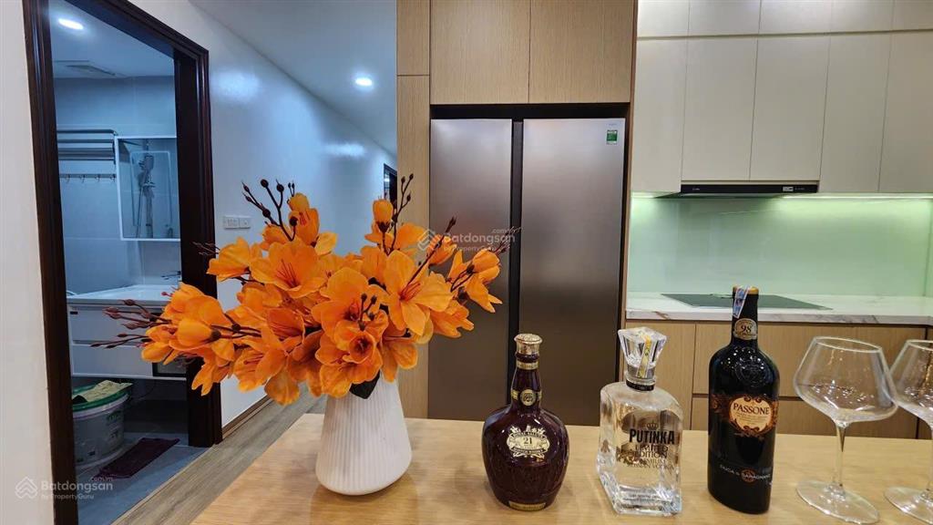 Bán căn hộ chung cư 150m2 tại c3 tower  golden palace, 13 tỷ, 3pn, 2wc đẹp, nhiều tiện ích