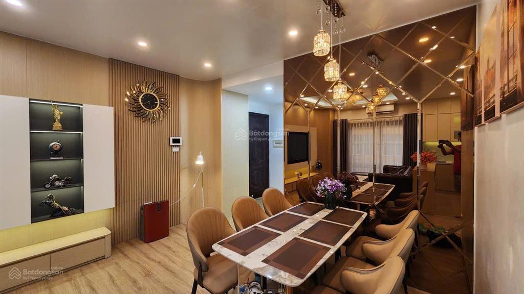 Bán căn hộ chung cư 150m2 tại c3 tower  golden palace, 13 tỷ, 3pn, 2wc đẹp, nhiều tiện ích