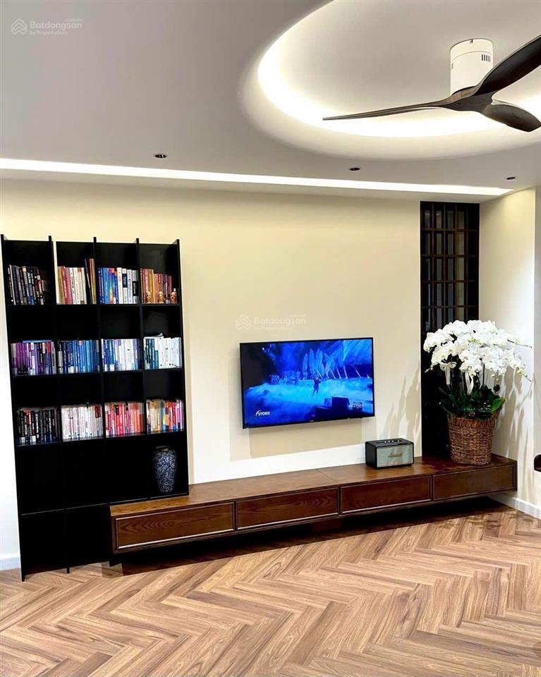 Căn hộ chung cư 2pn, 82m2 tại the emerald, giá ưu đãi 5,4 tỷ vnd