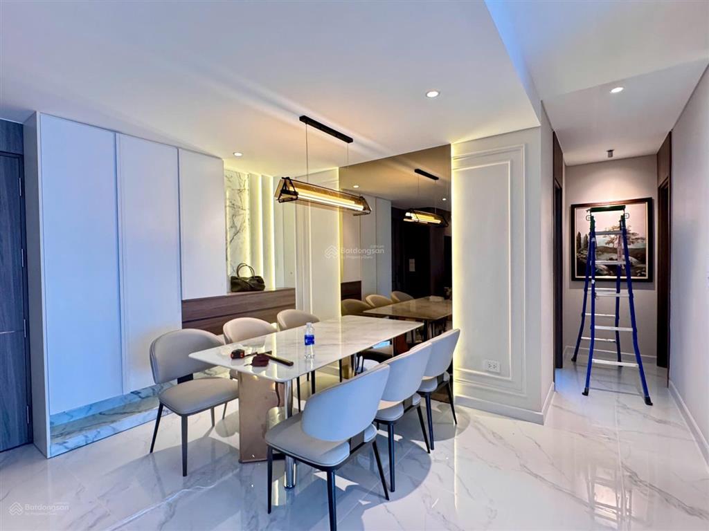 Bán cc tại starlake the prime, 20 tỷ, 125m2, giá tốt chỉ với 3pn + 2wc + full