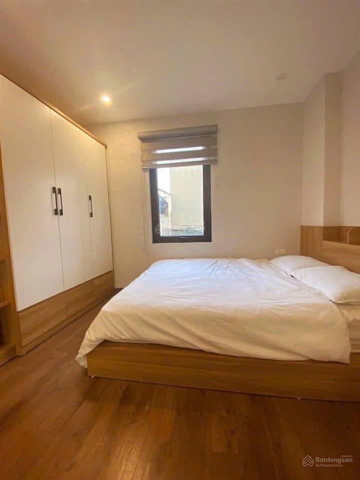 Bán tòa căn hộ dòng tiền phố linh lang ba đình 110m2 9tầng mt11m dòng tiền 2.5 tỷ/năm giá67,5tỷ