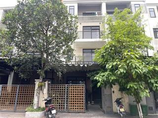 Biệt thự starlake tây hồ132m  mt 6m  2 mặt đường to ở sướng đẳng cấp thượng lưu giá 96 tỷ