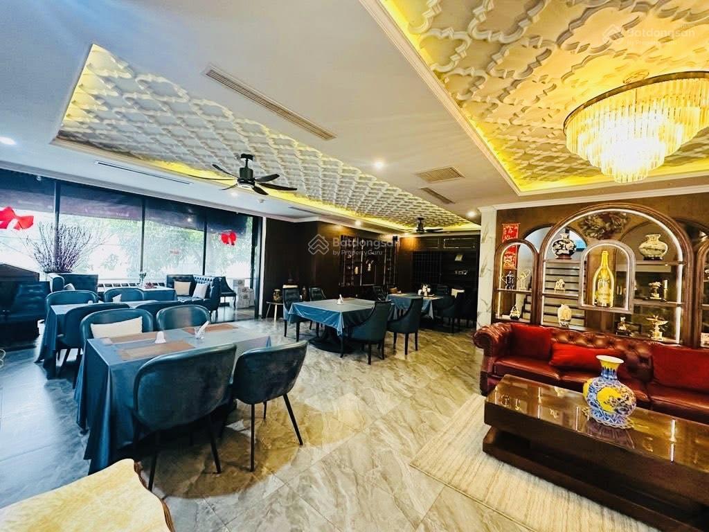 Siêu phẩm biệt thự góc vip kđt yên hòa trần kim xuyến 264m2 6tmt 18m vừa ở vừa cho thuê giá 160tỷ