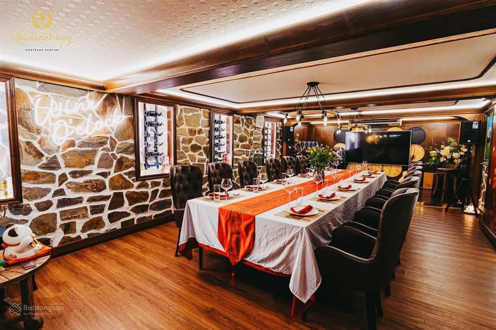 Siêu phẩm biệt thự góc vip kđt yên hòa trần kim xuyến 264m2 6tmt 18m vừa ở vừa cho thuê giá 160tỷ
