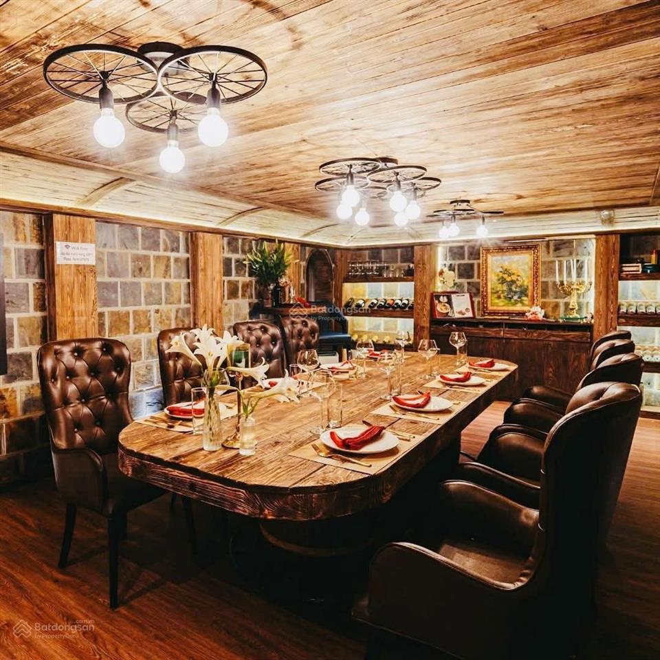 Siêu phẩm biệt thự góc vip kđt yên hòa trần kim xuyến 264m2 6tmt 18m vừa ở vừa cho thuê giá 160tỷ