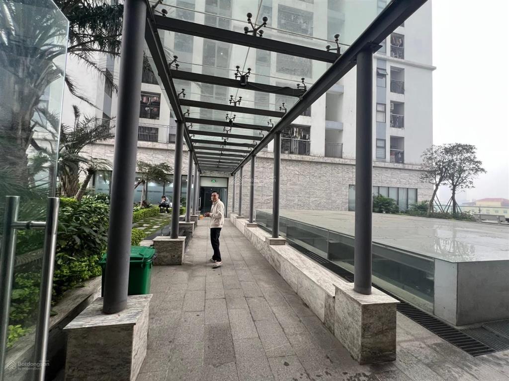 Bán sàn thương mại văn phòng phương đông green park trần thủ độ 70m2 mt 8m full nội thất giá 5,7tỷ