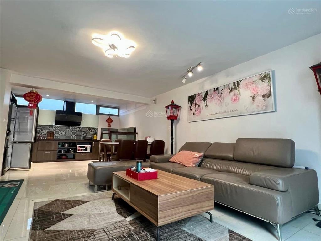 Biệt thự lô góc vinhomes riverside 180m2 mt siêu rộng 30m dòng tiền ổn định, ở sướng giá 53 tỷ