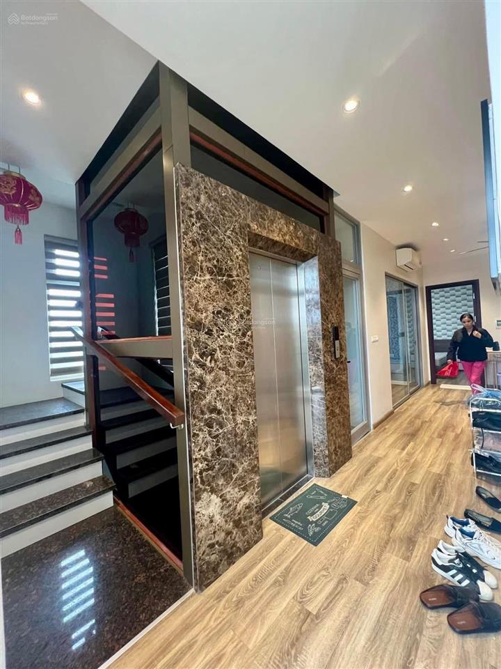 Biệt thự lô góc vinhomes riverside 180m2 mt siêu rộng 30m dòng tiền ổn định, ở sướng giá 53 tỷ