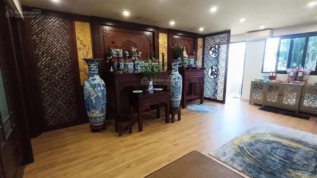 Hiếm! biệt thự vip trung hòa 160m2 đẳng cấp thượng lưu mt 12,5m tặng nội thất 10 tỷ giá 79 tỷ