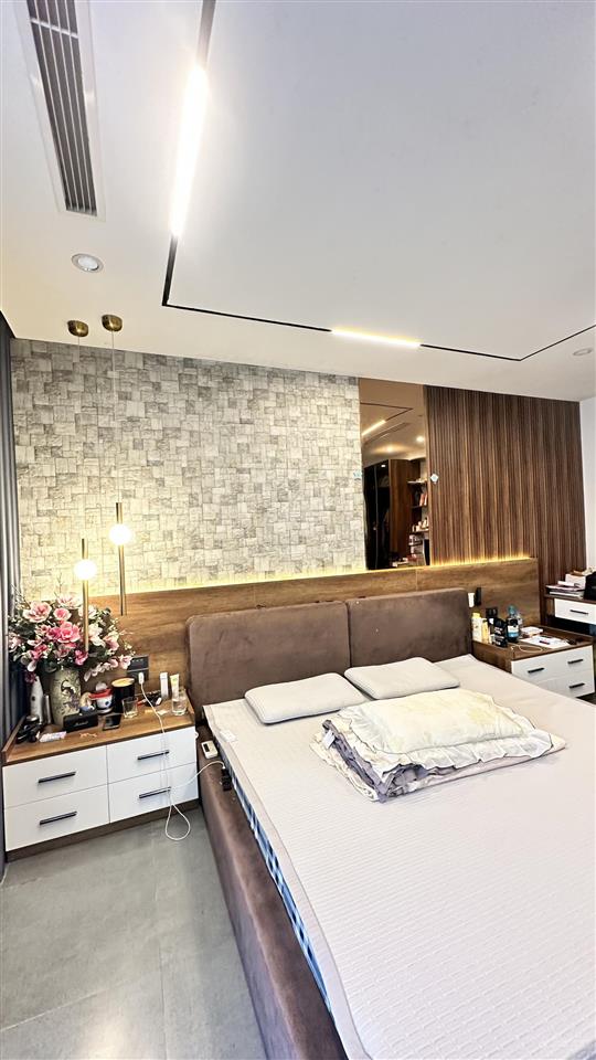 Tòa nhà 8 tầng 120m nguyễn văn cừ long biên | có hầm view hồ kd nội thất luxury 60 tỷ