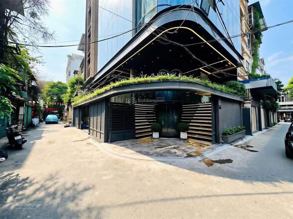Toà văn phòng đẳng cấp hoàng quốc việt 132m2 lô góc 2 mặt tiền 17m  10 tầng tm, giá 49 tỷ (còn tl)