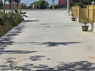 0975 897 *** bán lô đất mặt biển, mặt tiền 8m diện tích 251m2, đối diện khu homestay chỉ 14.5 tr/m2