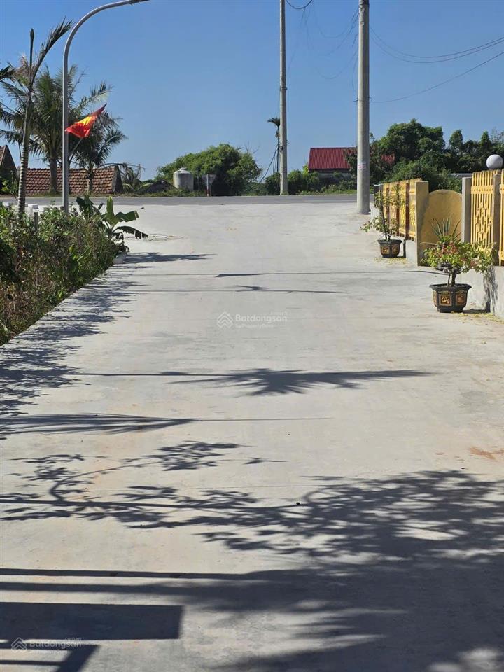 0975 897 *** bán lô đất mặt biển, mặt tiền 8m diện tích 251m2, đối diện khu homestay chỉ 3.98 tỷ