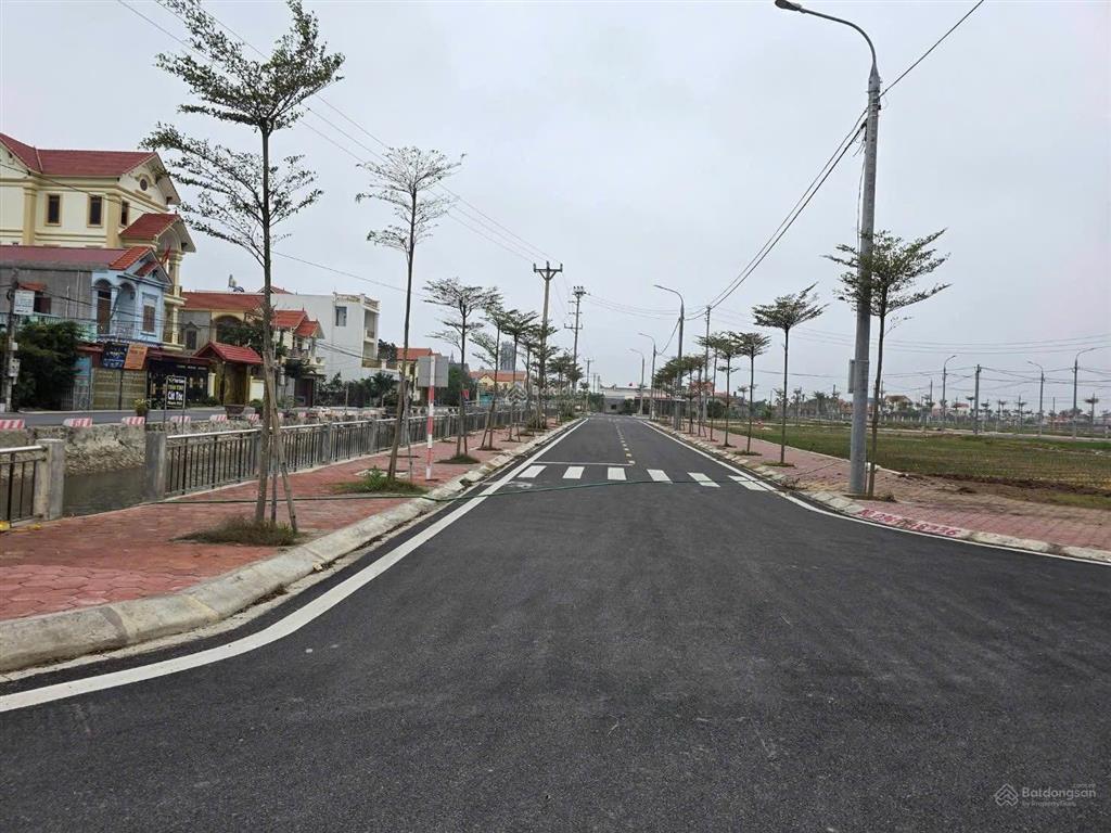 Bán đất tt thị trấn quất lâm, full thổ cư, mặt tiền 4.8m ngay sát mặt biển vốn chỉ từ 790 triệu