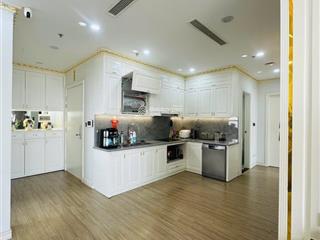 0975 897 *** bán 3n2wc full nội thất, 84m2, giá 10 tỷ có thương lượng tại vinhomes green bay mễ trì