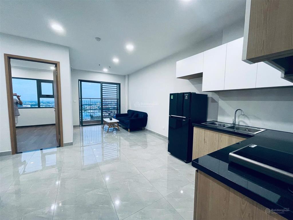Bán gấp căn 1pn tặng full nội thất, bao hết thuế phí, sẵn hđ thuê legacy central free bơi, gym, cv