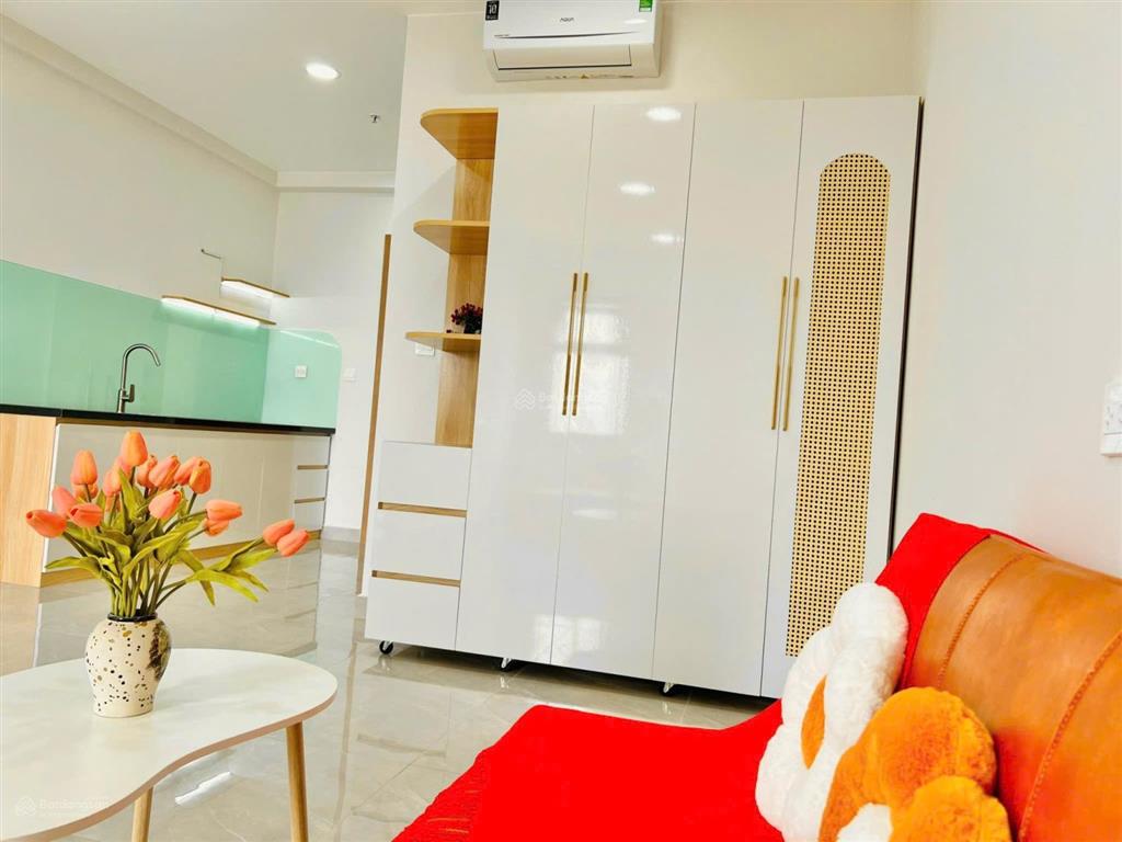 Bán gấp căn hộ legacy, bao thuế phí tặng nội thất, nhà mới toanh cho thuê 5tr/tháng có hồ bơi đẹp