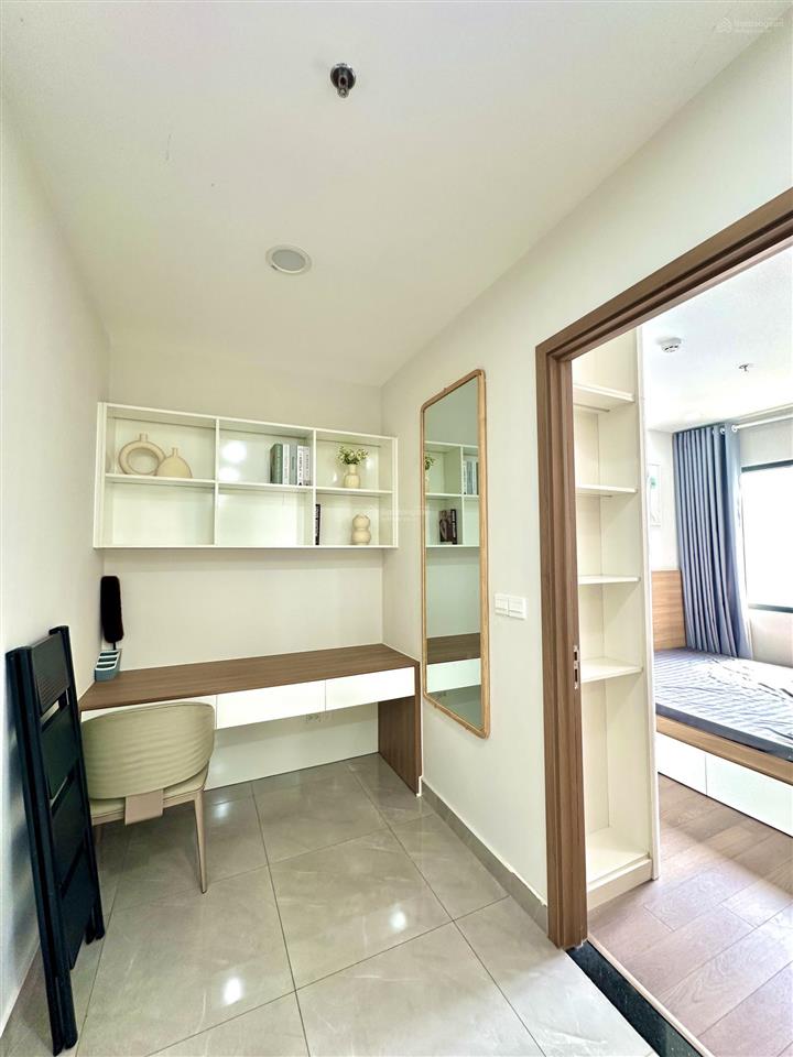 Bán gấp căn 1pn+ 42m2 legacy ngộp bank hỗ trợ vay, đã có sổ, hồ bơi công viên gym bóng bàn free