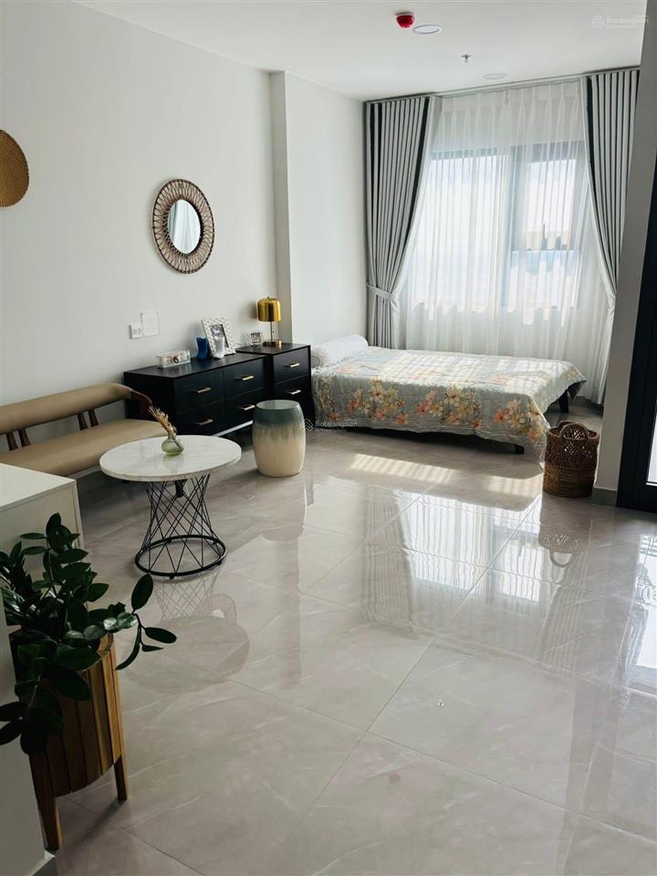 Bán nhanh căn hộ legacy giá rẻ, nhà mới sổ sẵn, tiện ích căn hộ nhiều, đẹp, hiện đại, free