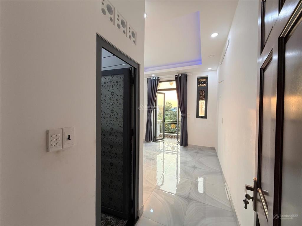 Studio ban công nhà mới 100% đối diện gigamall