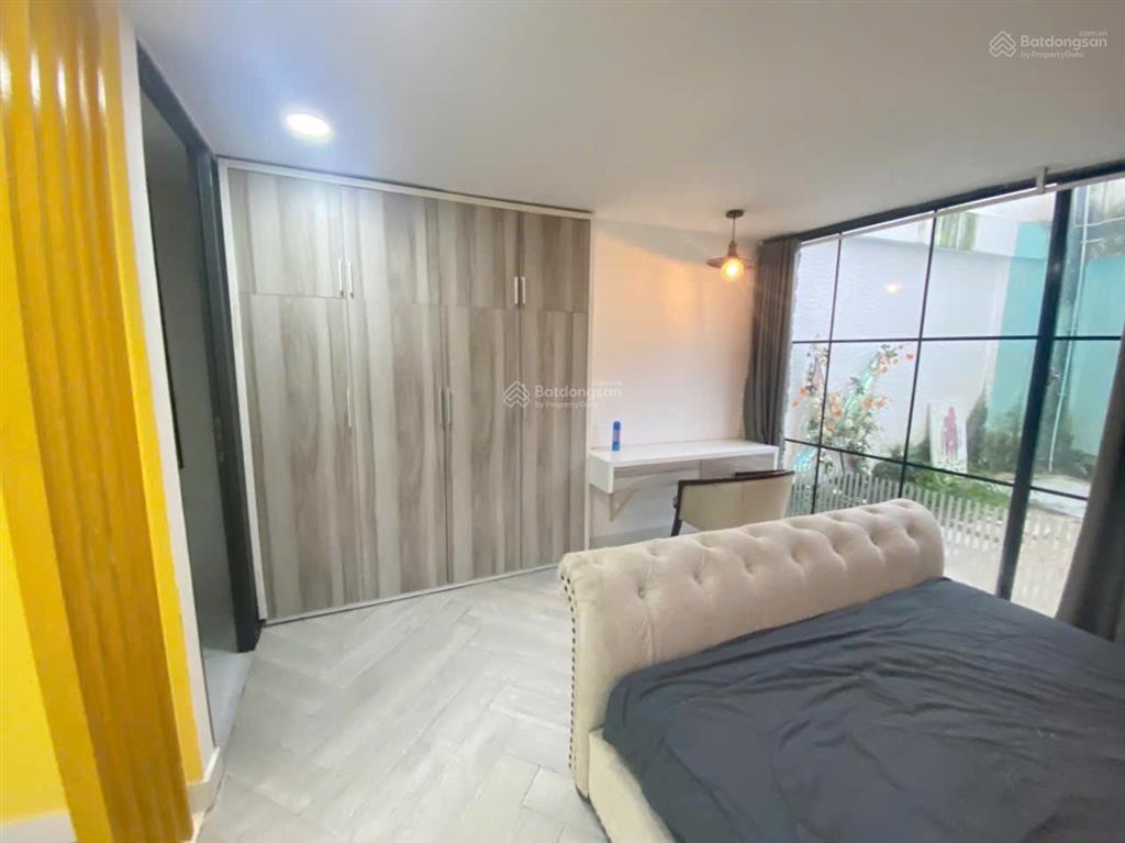 1pn rộng 60m2 full nội thất sát q1