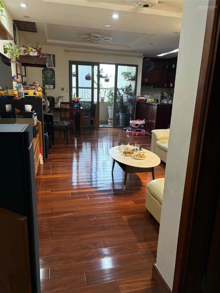 Mới. chủ nhà tin tưởng gửi bán căn hộ home city 3pn 10 tỷ.  0971 461 ***