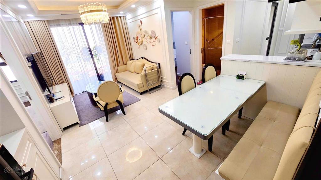 Do cần vốn kinh doanh nên tôi muốn bán căn hộ vinhomes d'capitale 3pn 10 tỷ.  0971 461 ***