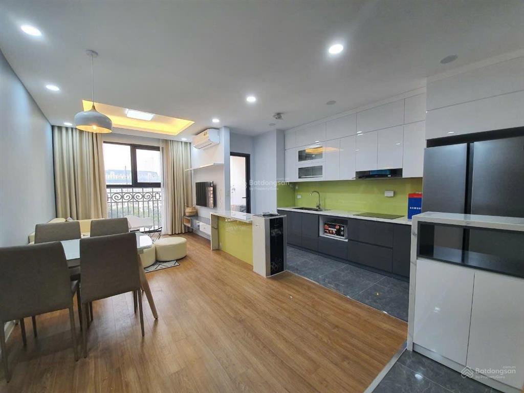 Tôi chính chủ cần bán căn hộ 2n ct8 the emerald view châu âu giá công khai 6 tỷ.  0971 461 ***