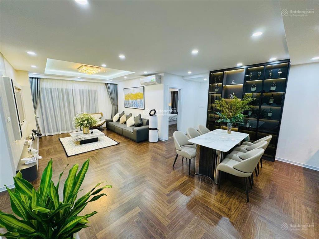 Chính chủ cần bán căn hộ the park home 2n tầng trung siêu đẹp 8 tỷ.  0971 461 ***