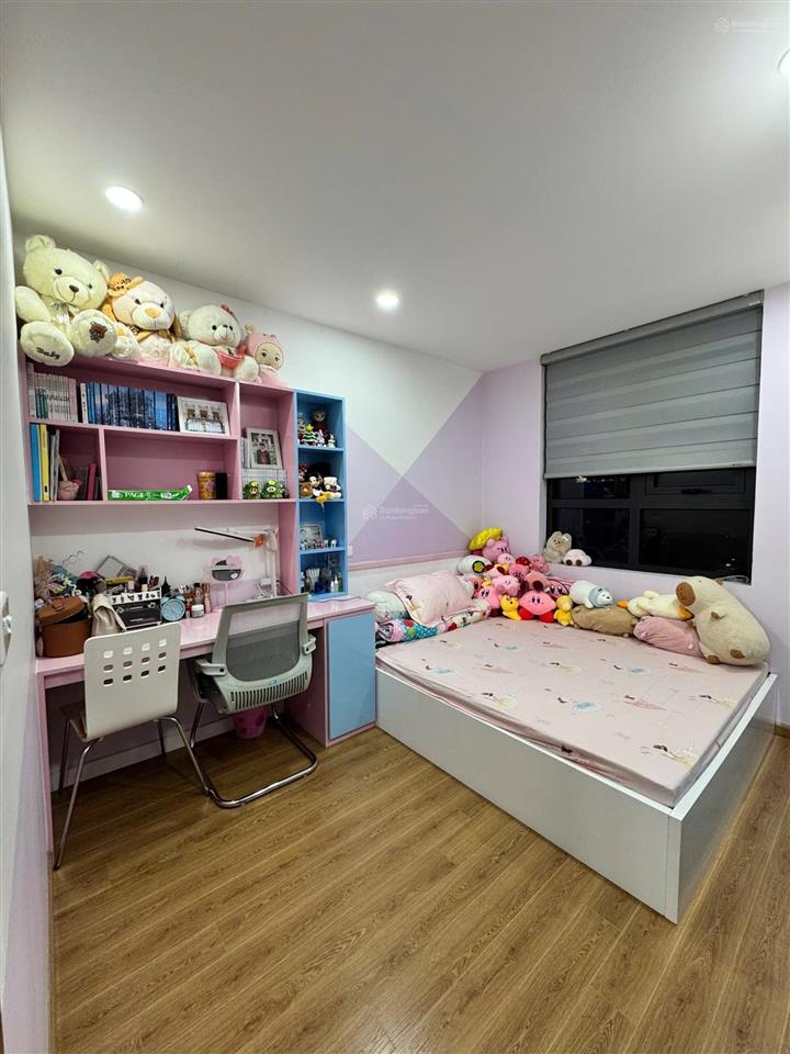 Chính chủ cần bán gấp căn hộ 219 trung kính 2n giá 6tỷ.  0971 461 ***