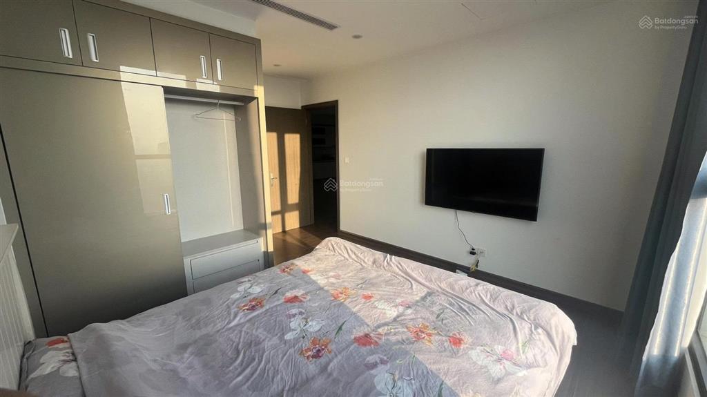 Tôi chủ nhà cần bán gấp căn 3n vinhomes west point phạm hùng giá 10 tỷ.  0971 461 ***