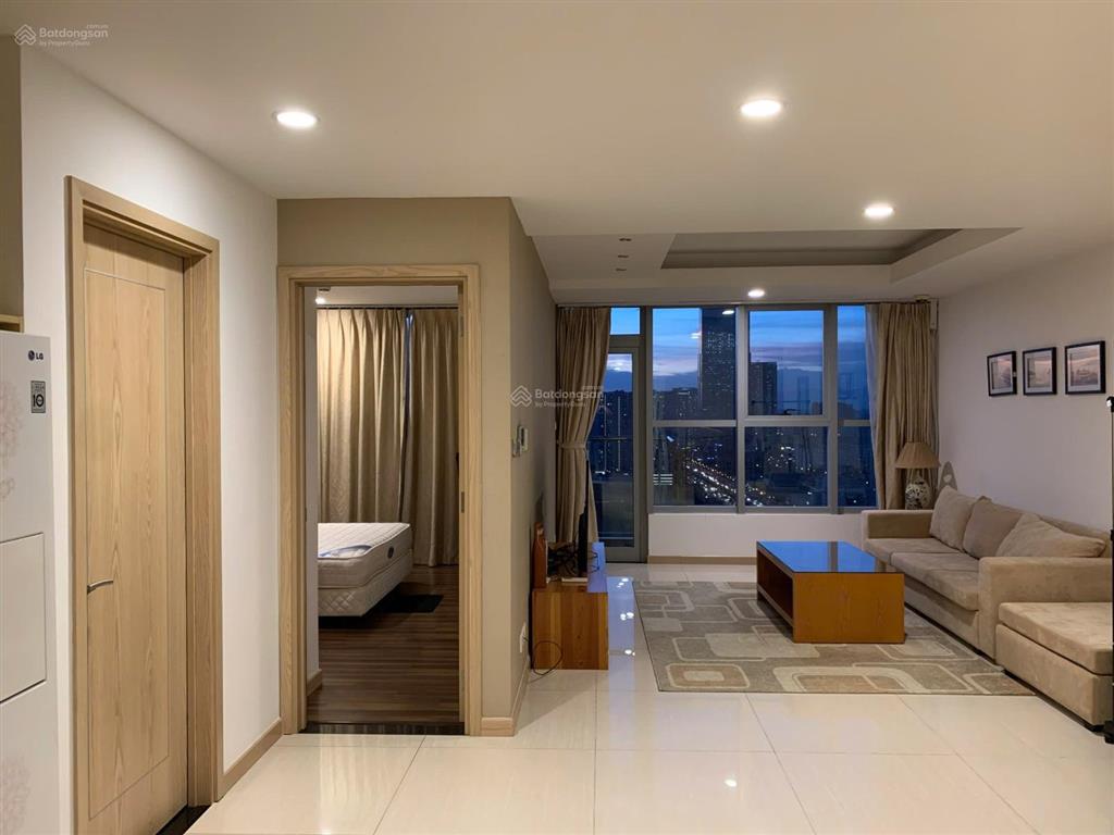 Chính chủ cần bán căn hộ 3n thăng long no1 tầng trung view mát giá 9 tỷ.  0971 461 ***