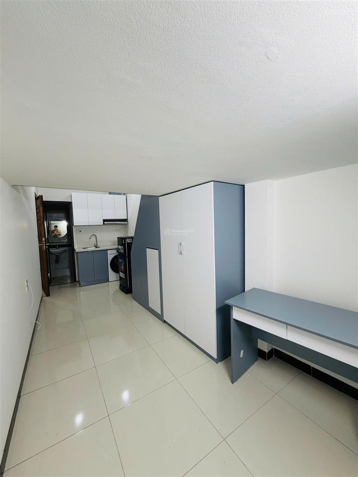 Khai trương ccmn 30m2 full đồ. có gác xép, ban công, máy giặt riêng tại nguyễn đức cảnh