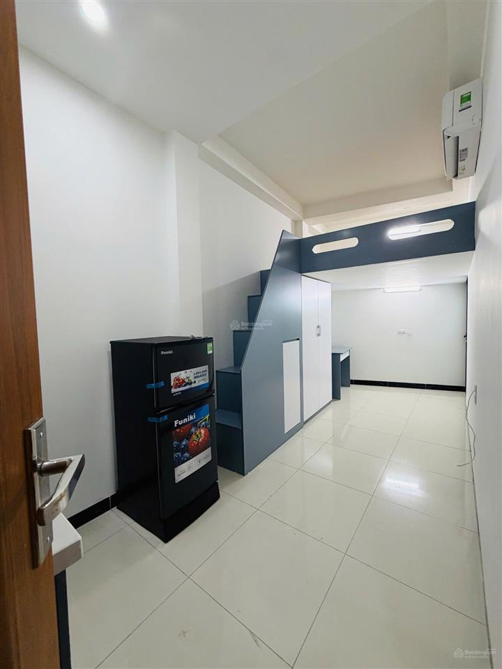 Khai trương ccmn 30m2 full đồ. có gác xép, ban công, máy giặt riêng tại nguyễn đức cảnh