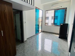 Siêu phẩm ccmn 30m2 có gác xép. full đồ, bếp riêng ngoài ban công tại lĩnh nam