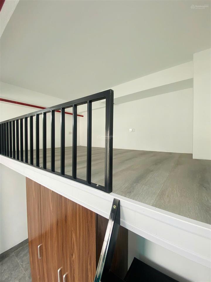Siêu phẩm ccmn 30m2 có gác xép. full đồ, bếp riêng ngoài ban công tại lĩnh nam