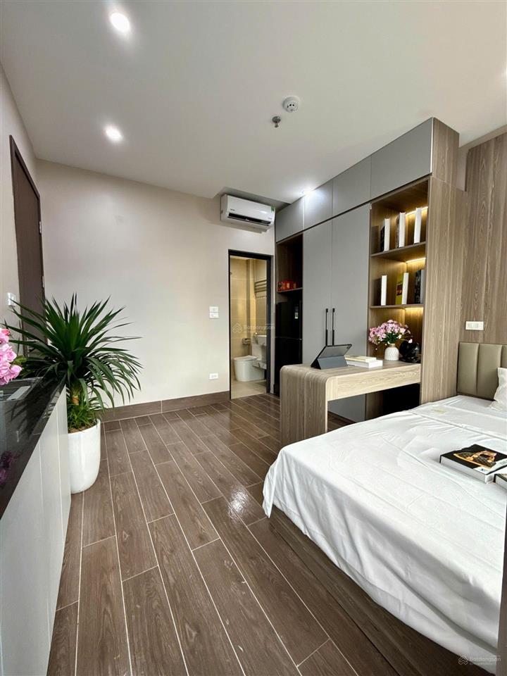 Siêu phẩm ccmn 30m2 full đồ, ban công, máy giặt riêng tại minh khai gần bkx