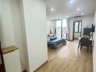 Siêu phẩm ccmn 32m2 full đồ bếp tách riêng, ban công, máy giặt. ô tô đỗ cửa tại đông tác