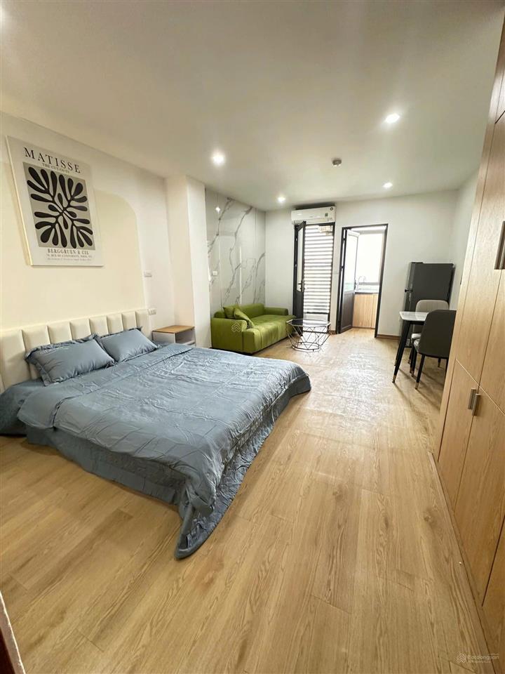 Siêu phẩm ccmn 32m2 full đồ bếp tách riêng, ban công, máy giặt. ô tô đỗ cửa tại đông tác