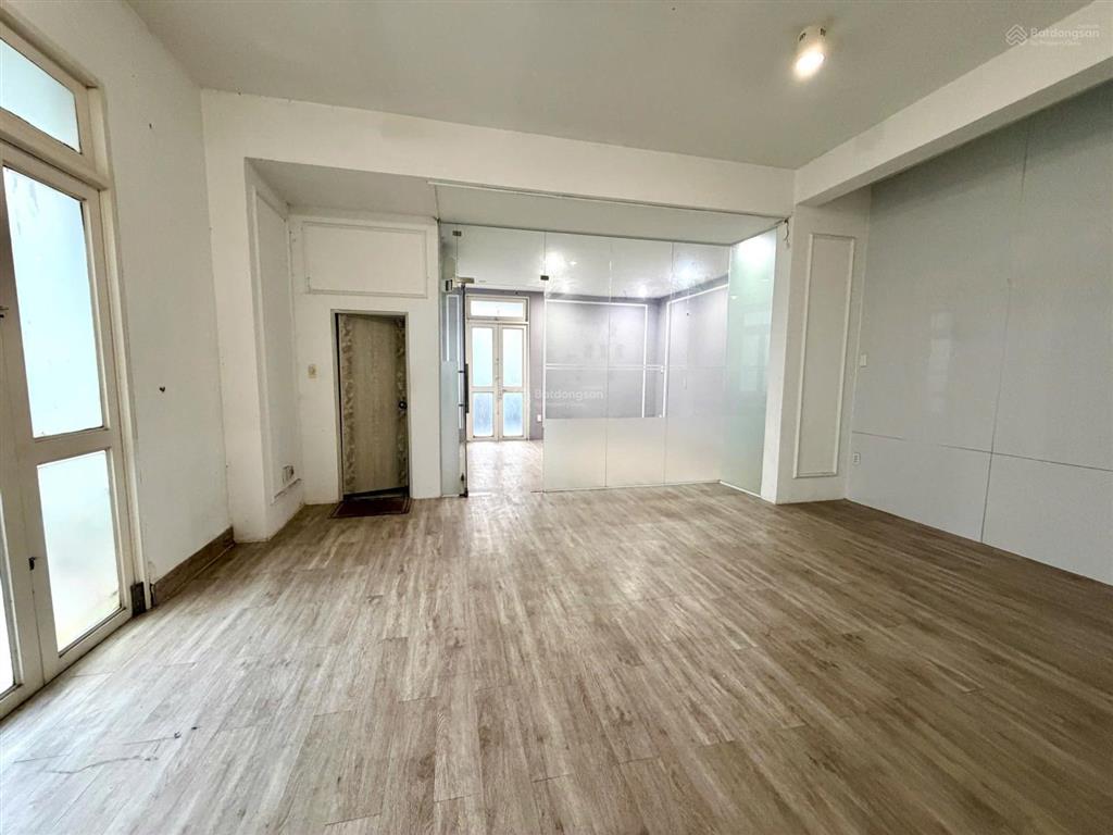 Chính chủ cho thuê văn phòng 124, khánh hội giá 14 triệu, 60m2 hỗ trợ làm việc 24/7