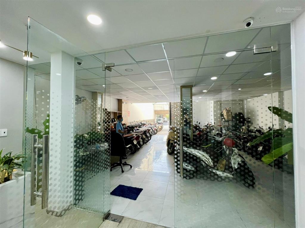 Cho thuê dt 150m2 làm văn phòng và kinh doanh đủ ngành nghề ở số 9 trương quốc dung q. phú nhuận