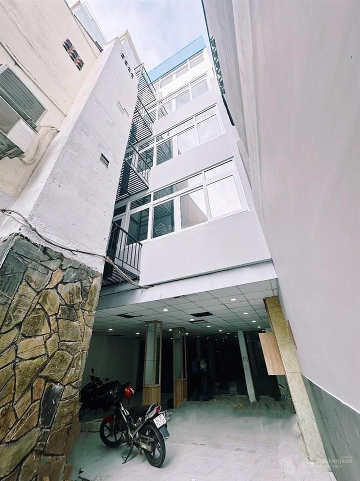 Cho thuê dt 150m2 làm văn phòng và kinh doanh đủ ngành nghề ở số 9 trương quốc dung q. phú nhuận